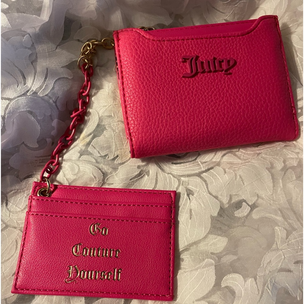 JUICY COUTURE Wallet with Pullout Credit Card / ID Wallet.  New without tags